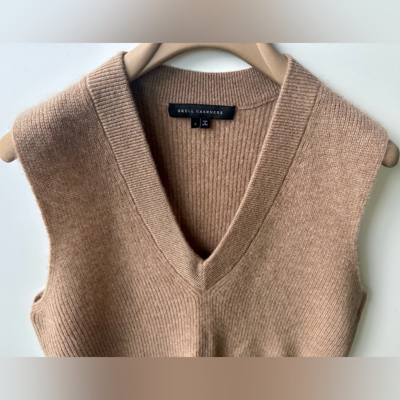 EUC Scull Cashmere 100% Cashmere Oversized sweater vest, size S - Picture 3 of 9